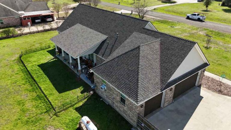 best local roofers in Iola TX